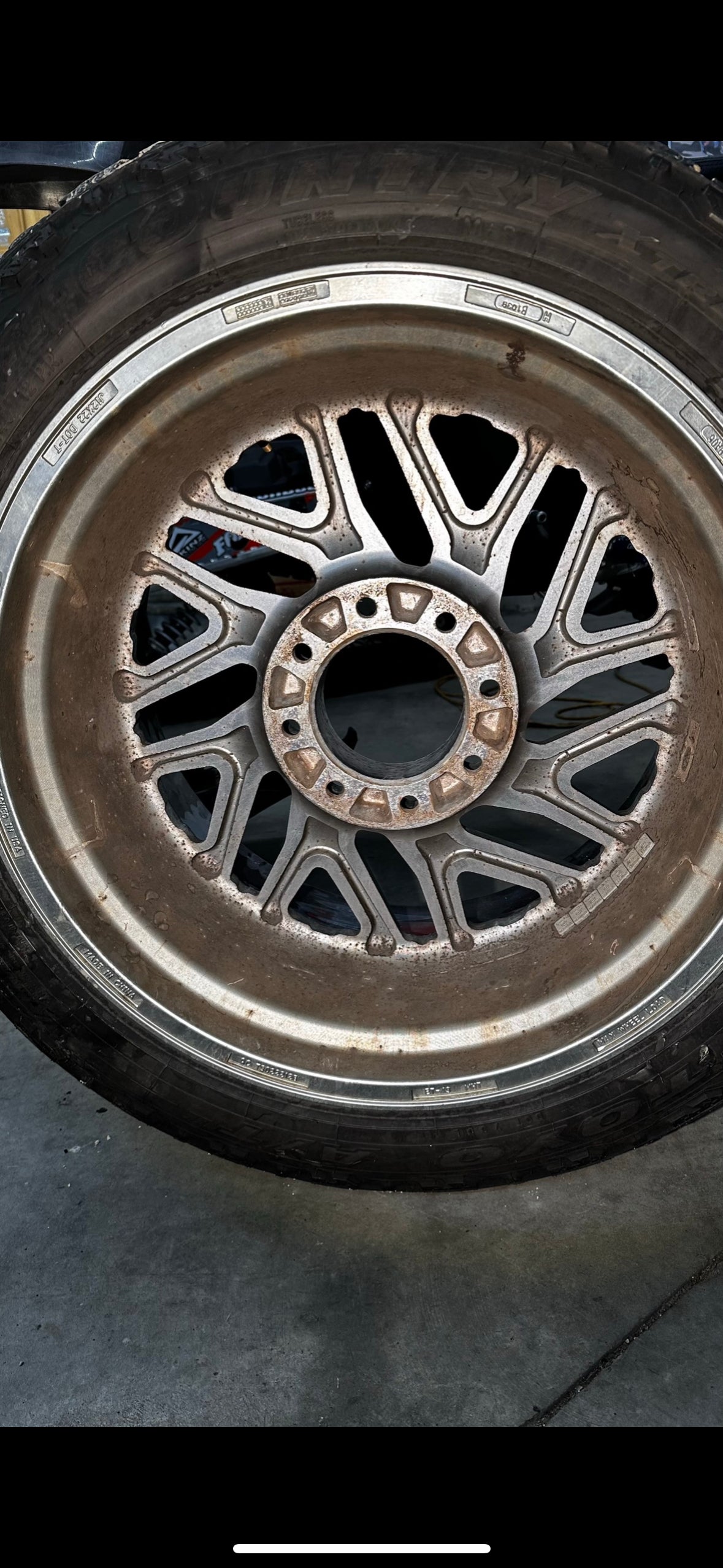 Exterior deep wheel cleaning 